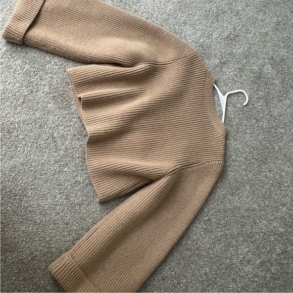 Tan Ribbed Button-Up Cardigan - Picture 10 of 11
